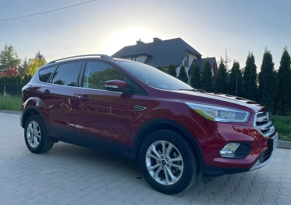 Ford Kuga cena 83700 przebieg: 33600, rok produkcji 2018 z Nowe Skalmierzyce małe 211